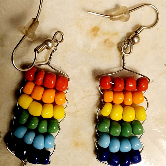 Red Orange Yellow Green Light Blue Dark Blue Purple Rainbow Seed Bead earrings - Picture 4 of 4